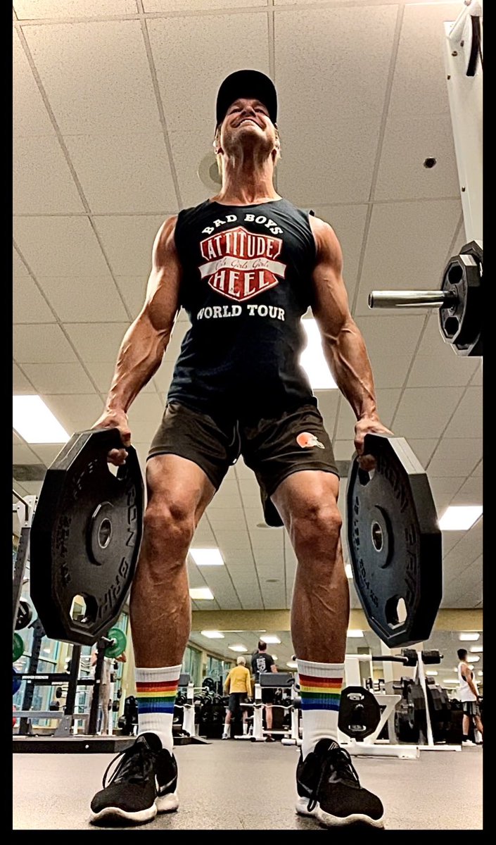 Daniel(SDMN) on Twitter "RT HEELZiggler falling off the treadmill is