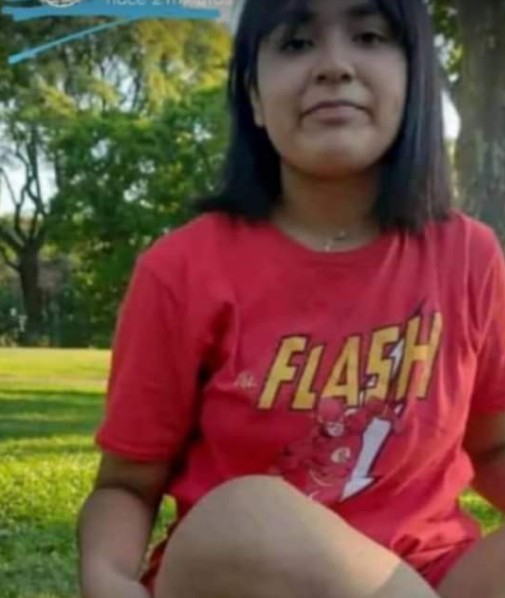 desaparecidaorg's tweet photo. Tabatha Morel tiene 13 años, desapareció el 10/6 en #Banfield, #LomasDeZamora, #BuenosAires. Salió para ir a la Escuela y no llegó. Vestía campera verde y pantalón negro. Por favor avisar #URGENTE a la mamá ☎️ 1127748641, 1163039771 (tía), o al 911 https://t.co/m5cCvHzsBK
