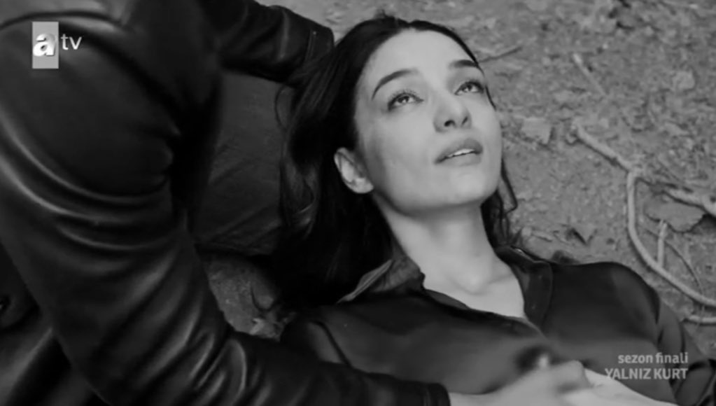 samirahxdizi's tweet photo. Bu son olamaz..

 #aslıkurttur https://t.co/WDfEROHUCk