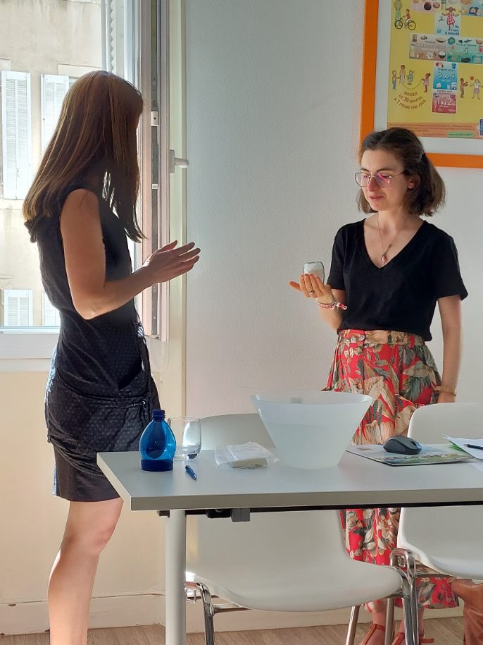 CRES_PACA's tweet photo. Avec @lairetmoi et un escape game 🔎 sur la qualité de l’air et le radon par #GSA05 https://t.co/yY0GgEWIaB pour animer cette 2ème journée. Merci à l’ensemble des intervenants et aux participants pour ces 2 belles journées (et la doc transformée en terrain de jeu 👏) https://t.co/yW1ziagltb