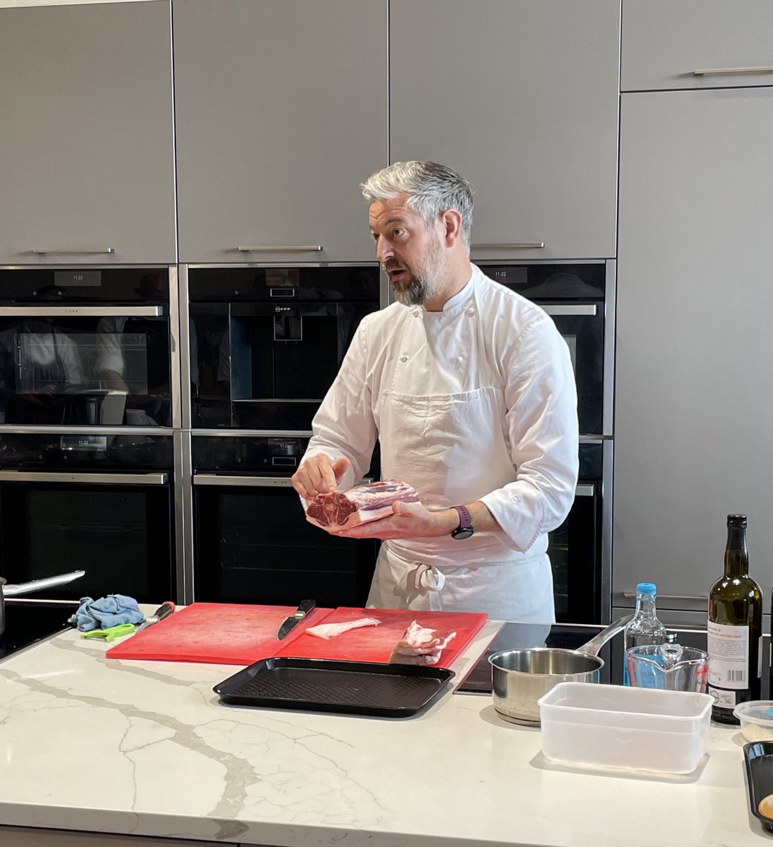 Bschefacademy's tweet photo. This week our Level 4 Chefs had their meat & sauce masterclass with dishes demonstrated by chef partner @Adambyatt & butchery demonstrations from Master Butcher Jason @newlynsfarm π§βπ³π©βπ³
An excellent experience for the Chefs thank you both!
#bschefacademy #obsessedaboutfood https://t.co/6hKz3zj3GF