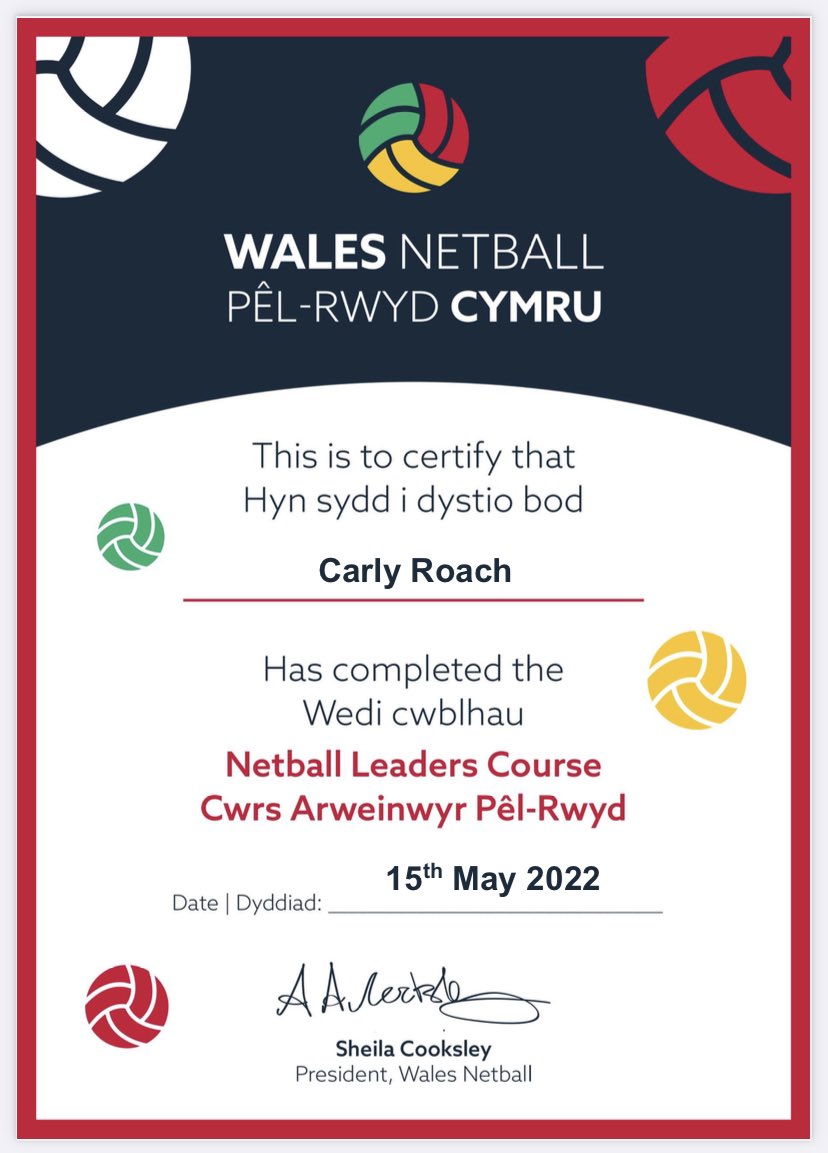 CarlyJade9's tweet photo. π₯° A small step on the coaching ladder ! #netball @KbeNetball #learning #teaching #WelshNetball https://t.co/jynTTw6W6V