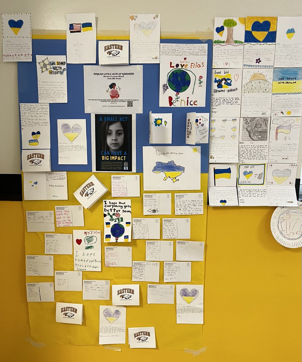 UNICEFUSA's tweet image. “Remember to stand up for yourself and stand together with your friends and families,&quot; says Danny, 13, a student at Eastern Middle School of @MCPS.

Danny and classmates are showing support for #Ukraine with #PostcardsOfPeace and fundraising as part of their #ProjectKindness.