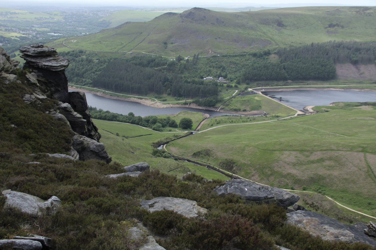 improvemydiet's tweet photo. Collected many beautiful steps from around the #Dovestone hills today. Visited some pretty rocks, including the #Trinnacle 
Epic views 😃🥾
#ExerciseWalk
#hiking https://t.co/5vjoyKUNoU