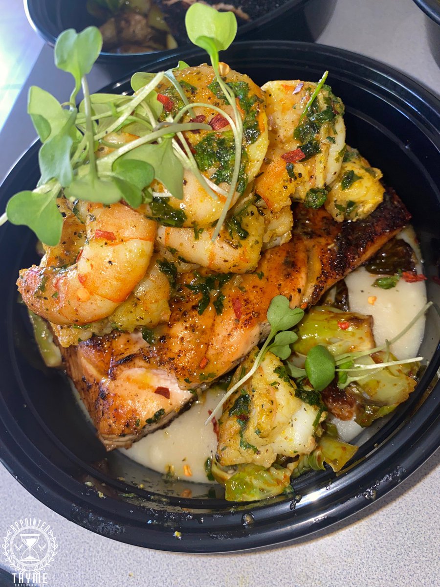 Chef__DreBooog's tweet photo. Tequila Lime Shrimp and Grilled Salmon Spicy Brussels and Cauliflower Mash π₯π₯π₯π₯ #prouddad #food #cheflife #nbachef #privatechef https://t.co/yTxfm8gHFi
