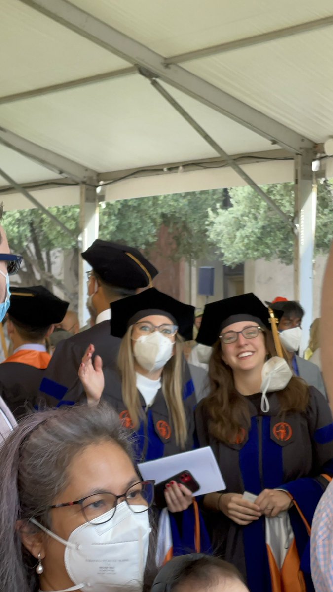 Congratulations Dr. @rachel_a_banks and Dr. @ProfBeeler  on this momentous day🥳🥳🥳😄
#Caltech2022