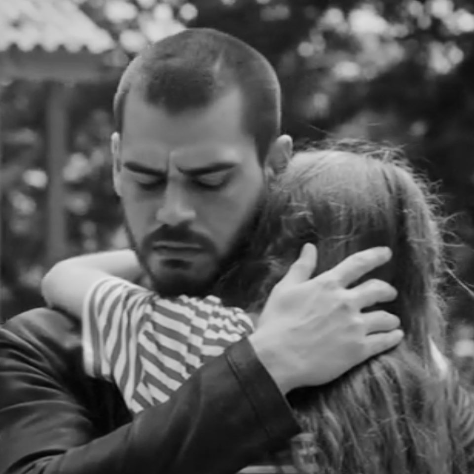 samirahxdizi's tweet photo. Ahhhh💔

 #aslıkurttur https://t.co/BiUtpAV0U6