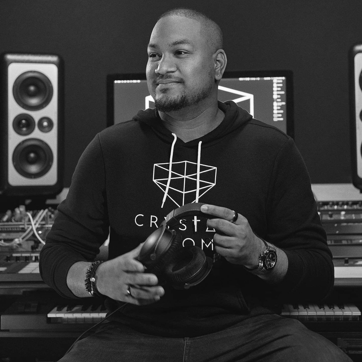 KASEY PHILLIPS of <a href="/PrecisionProd/">PrecisionProductions</a>

SAT 11th 12-2pm on The PCR #live on iChunesradio.com
#rebroadcast on Socapassiontx.com 
Islandbeatradio.net 
#OnlineRadioStation #Livestream #talkshow #onair #interview