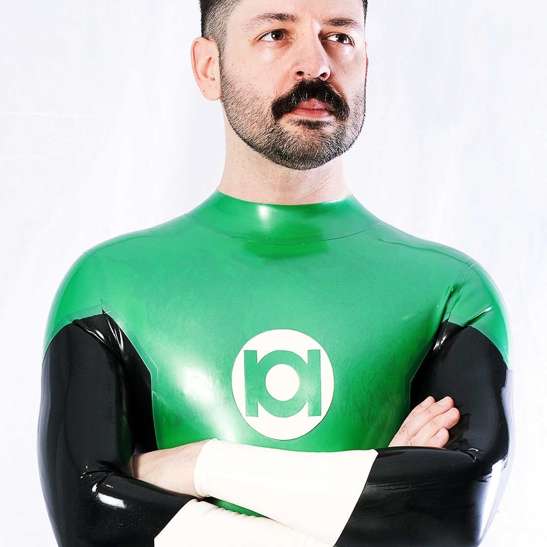 Slash/Rubber tweet media