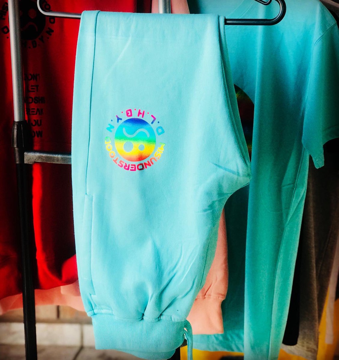 dlhbyn_misunder's tweet photo. Check out this new and amazing colour that we have here at Misunderstood๐ฅ๐ฅ get yourself these pants for only R280 and be colourful๐๐ #misunderstood #localzadesign #localislekker๐ฟ๐ฆ #localbusiness #winterfashion #pridemonth https://t.co/KSSg3laGBB