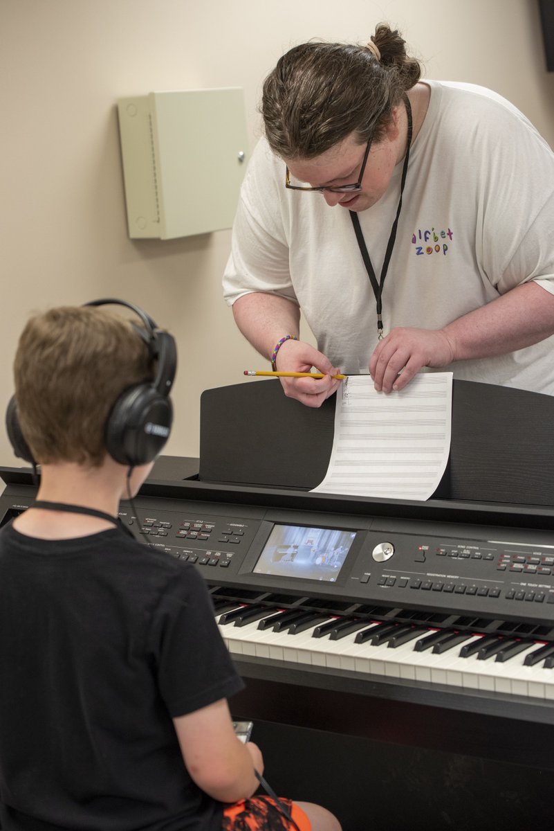 uindy's tweet image. Young musicians took #UIndy by storm this week at the 2022 Summer Piano Camp! They practiced their piano (and percussion) skills as well as learned about music history and composition. We can't wait to see these #FutureGreyhounds take the next steps in their musical journey. 🎵