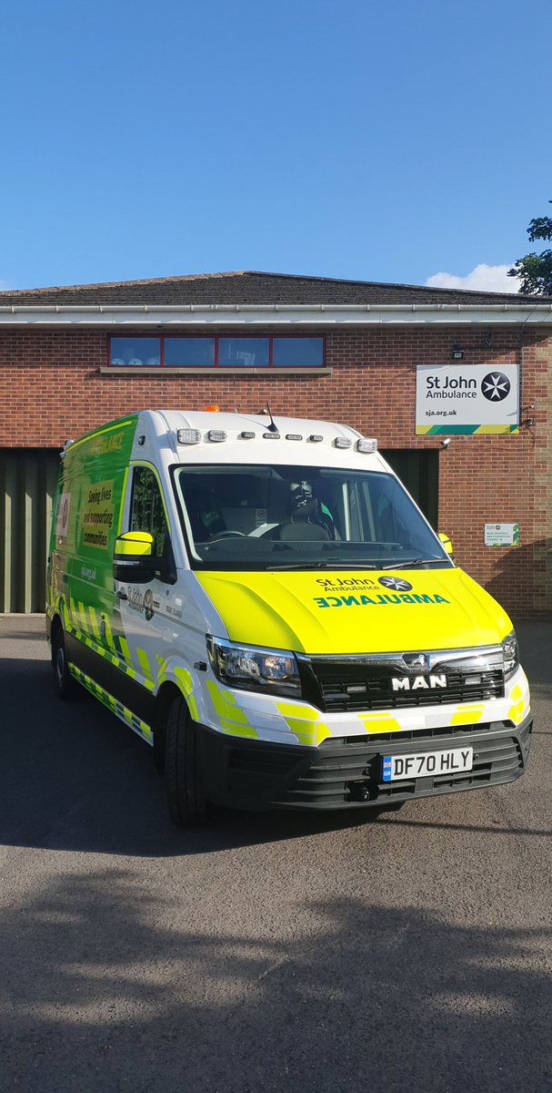 Katie Birch (@_bumblebirchy_) on Twitter photo A beautiful evening to be out and about supporting <a href="/SCAS999/">South Central Ambulance Service</a>. And reunited with Holly the AWD🥰😂 On until 2am so give us a wave if you see us! 👋🏻 #StJohnPeople A beautiful evening to be out and about supporting <a href="/SCAS999/">South Central Ambulance Service</a>. And reunited with Holly the AWD🥰😂 On until 2am so give us a wave if you see us! 👋🏻 #StJohnPeople