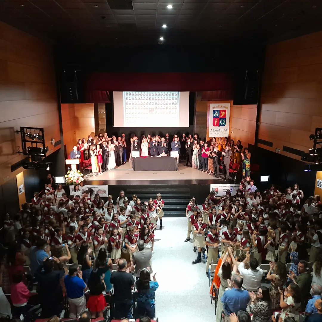 Alameda International School tweet media