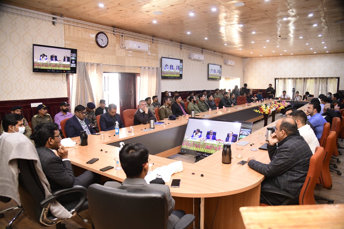 DIPAMevent's tweet photo. DIPAM organized a Conference on 'Creating Wealth through markets' during Iconic Day celebrations in 75 cities across India. Some glimpses of the Event held at Leh, Ladakh. #DIPAMCelebratesAKAM #AmritMahotsav #FinMinIconicWeek #DIPAMIconicDay https://t.co/OTFBjjvyjg