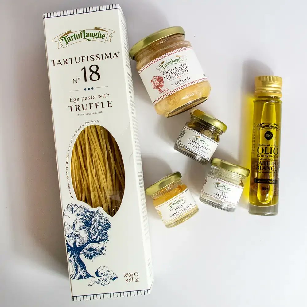 Take a tour of the black summer truffle and white Alba truffle in a myriad of delicious ways with these truffle products. Season vegetables &amp; meat with the salt, drizzle truffle oil on pizza, make a decadent pasta sauce w/ truffle Parmigiano cream &amp; more. buff.ly/3mcTPsS