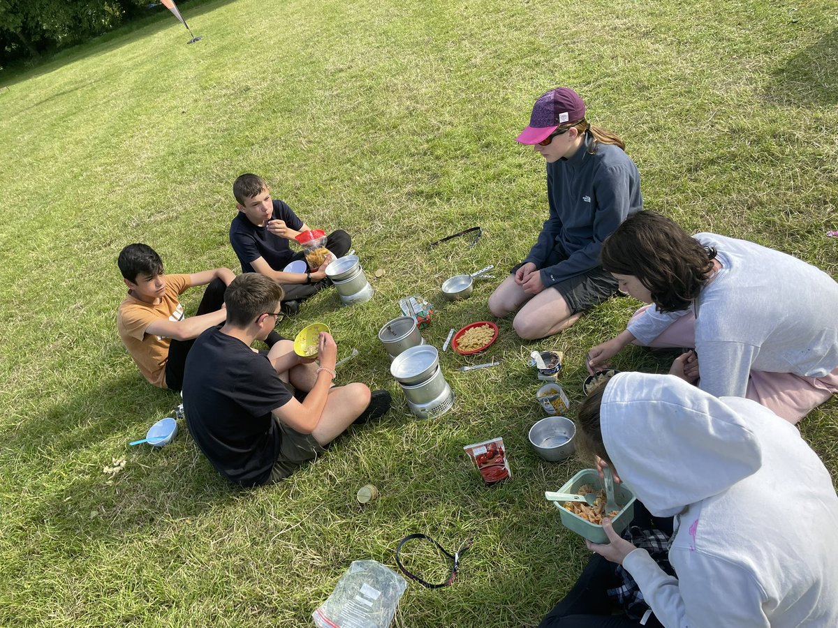OBHSDofE's tweet photo. Dinner! https://t.co/xVAcMOCGxs