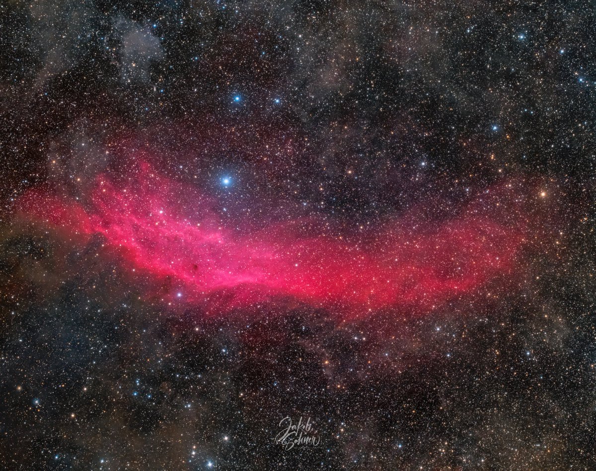 JkbSahner's tweet photo. Here is a reprocessed version of my 2 pannel california nebula mosaic which I took last year :) https://t.co/VSCWEOFfqq