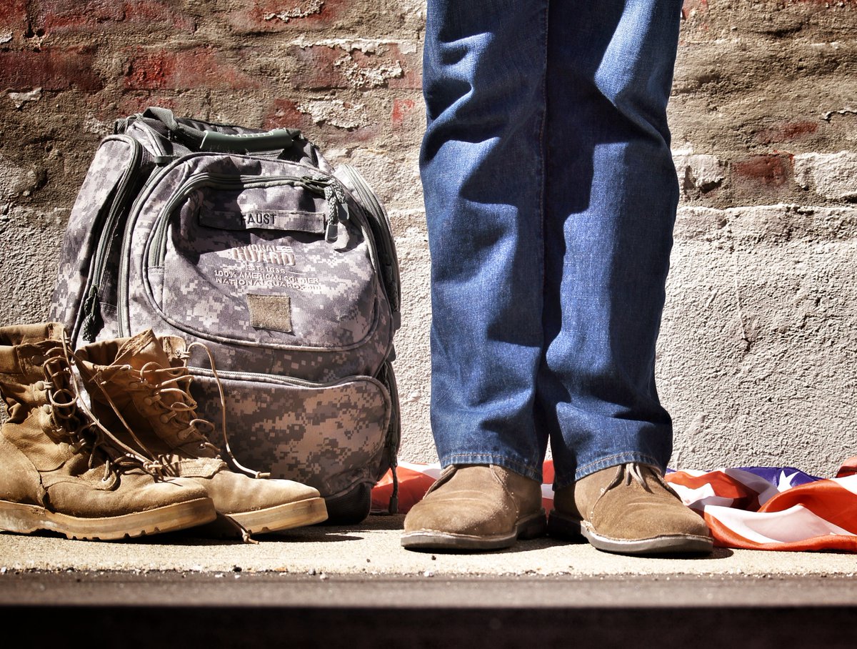 GrandNewFlag's tweet photo. We at Grand New Flag care deeply for America's Veterans and those currently serving in the Armed Forces. We appreciate your commitment and the sacrifices you've made to protect our freedom and defend our country. We offer a 15% discount to show our gratitude! https://t.co/uge7piU4OY