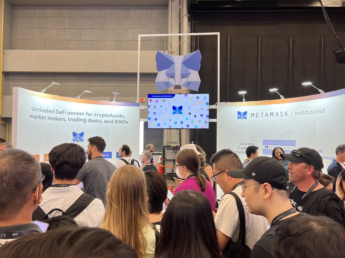 Bus busy busy <a href="/MetaMask/">MetaMask 🦊</a>. #Consensus2022