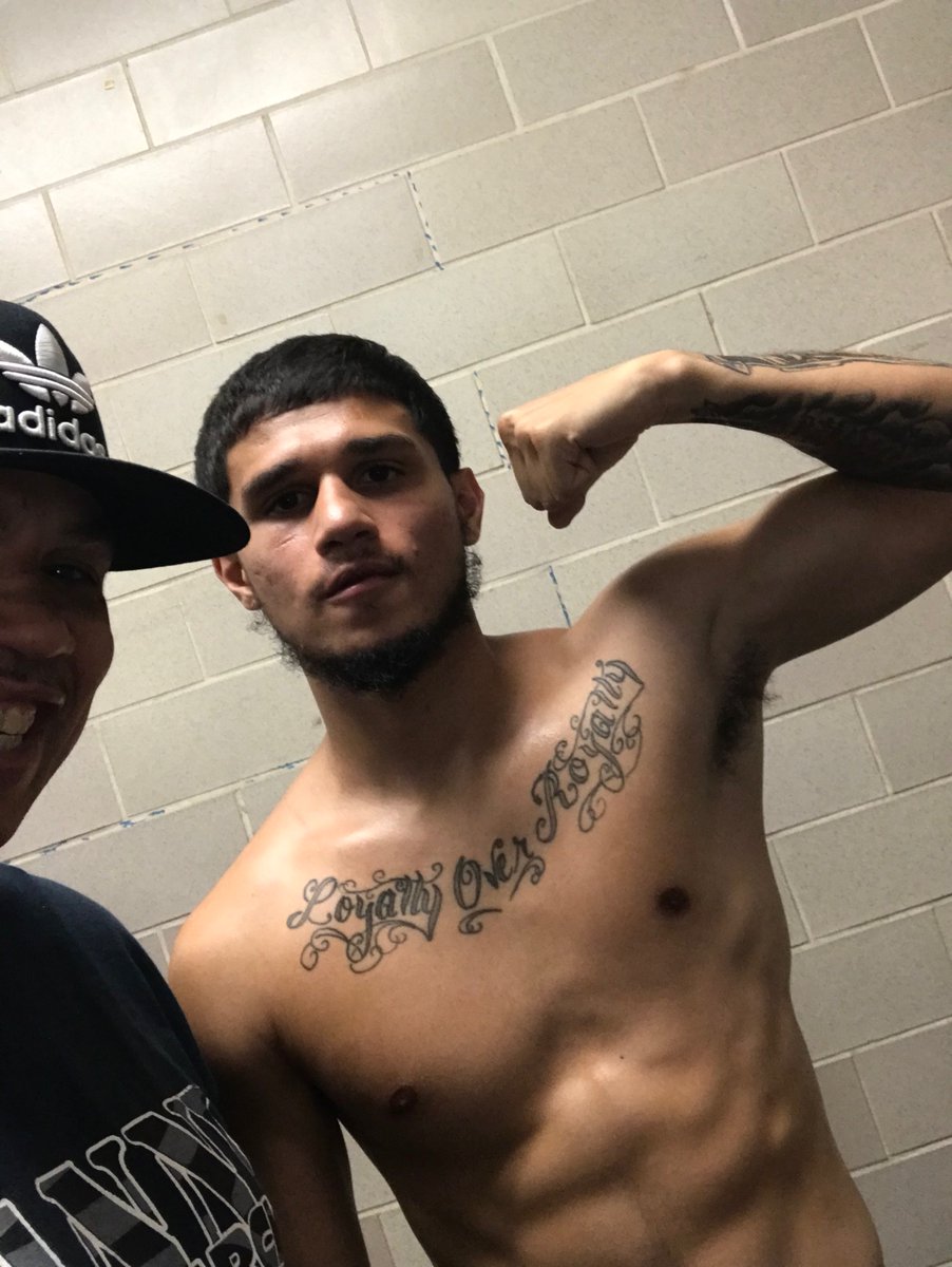 Godshandspeed's tweet photo. @MatchroomBoxing @WBABoxing @ringmagazine @DAZNBoxing You guys should check out this kid that’s coming out of Cleveland Ohio he’s super extraordinary and about to make his debut! 6 X national champ! Brandon Vega https://t.co/2H2K69DRPc