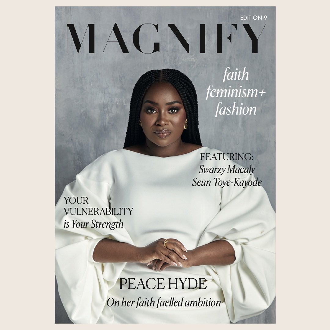 AmandaAkokhia's tweet photo. Another highlight for me was having the honour to shoot the front cover of #MagnifyMagazine Edition 9, with the latest cover star of @PeaceHyde
TEAM
Photography by @amanadaakokhiaphotography
Styling by @hannahbeckstylist
Makeup by @zakiyahshani
Dress by @roksandailincic https://t.co/wDJePoX3Su