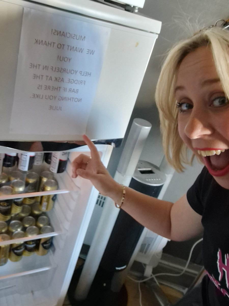 HarshWordsRock's tweet photo. In the Green Room...Wowee...Free cans! #HarshWords #TheBlindPig #SowerbyBridge https://t.co/me2Z6KmNKB