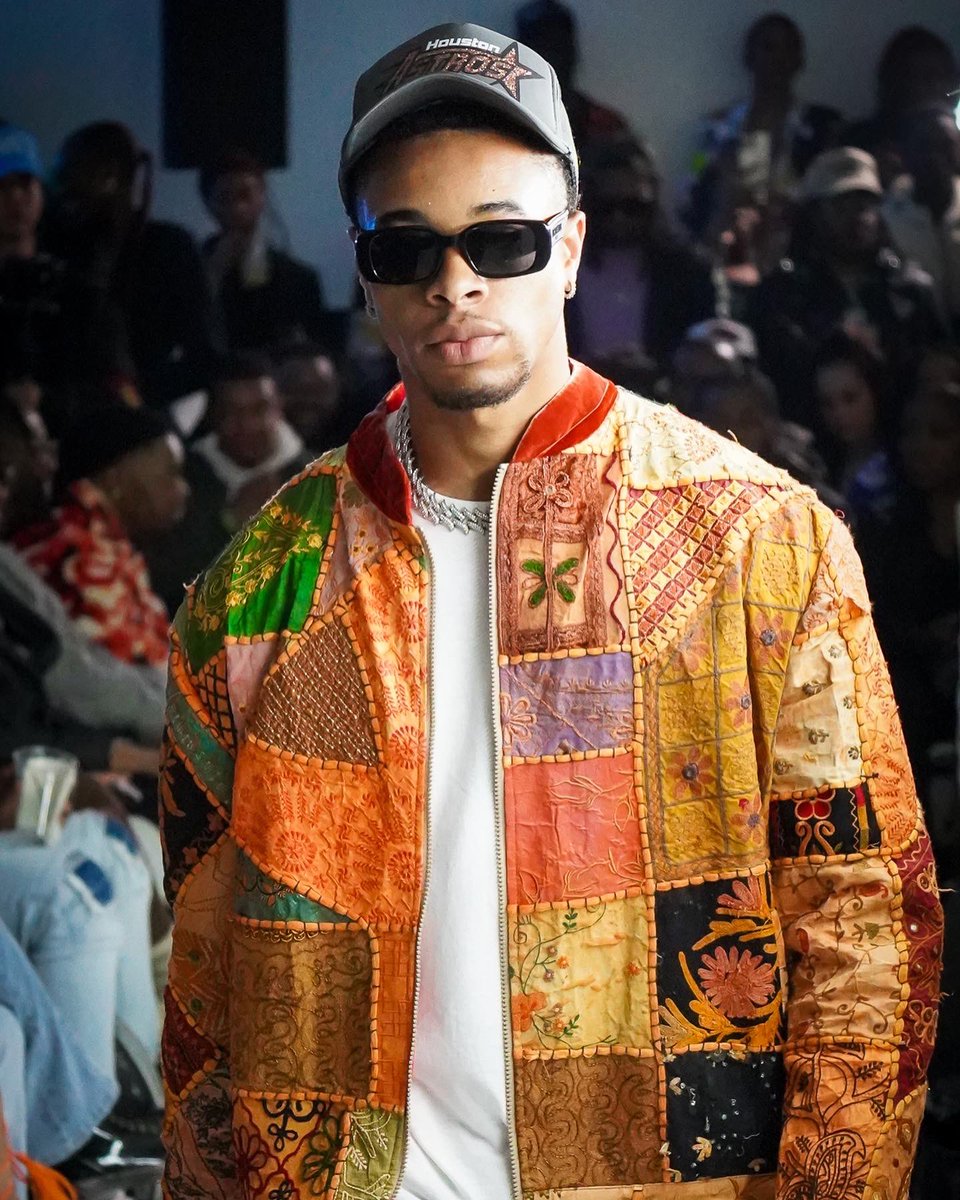 cideclothingUS's tweet photo. #wouldYouRockIt ?
-cide Gumbo jacket 🔥
https://t.co/70BLn7WMaY
#sneakerhead #supremeforsale #highsnobiety #basementapproved #suptalk #hypelife #yeezy #supreme #supremenewyork #hypebeaststyle https://t.co/g3KNJknCu4