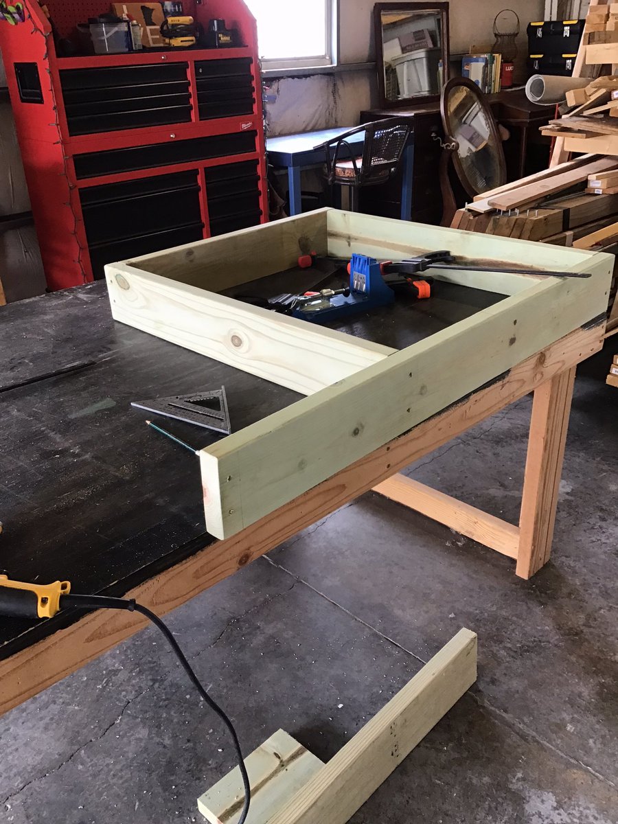 nopitypolitics's tweet image. Table top completed. #nailedit