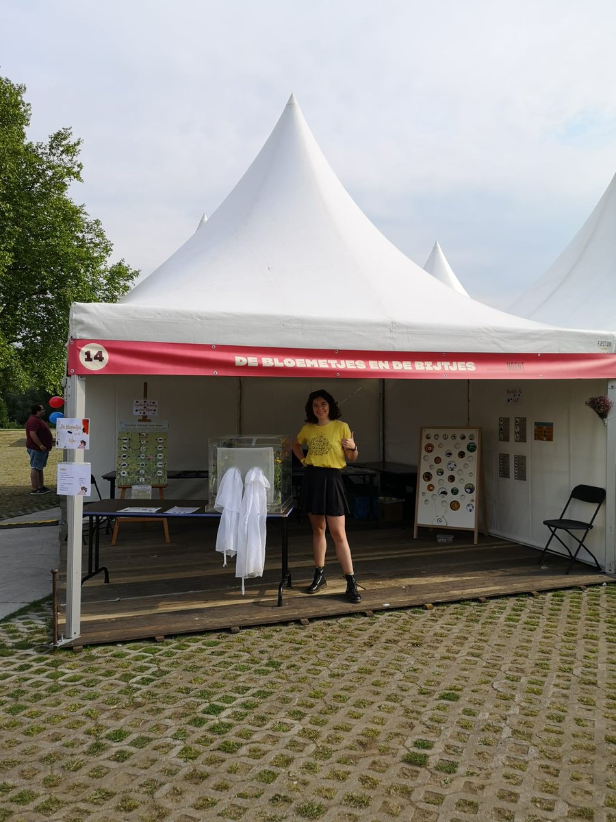 It was so great to see how the kids were  amazed about bees and the whole world behind it 🐝🌼❤️