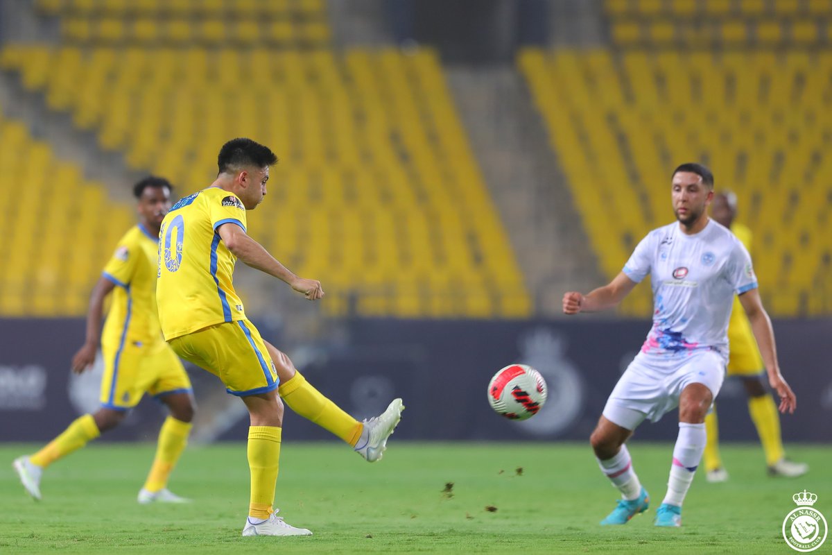AlNassrFC's tweet photo. ⏱️72’ | 📸 
⁧#النصر⁩ 1
الباطن 1
⁧دخول ⬆️ منصور الشمـري
خروج ⬇️ محمد قاسـم
#النصر_الباطن الودية https://t.co/2RgKwrkk9n