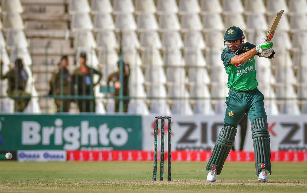babarazam258's tweet photo. Series = WON!

Kamaal bowling by @mnawaz94 and great effort throughout. Keep it up my boys! ❤️ https://t.co/rWBwYFepuA