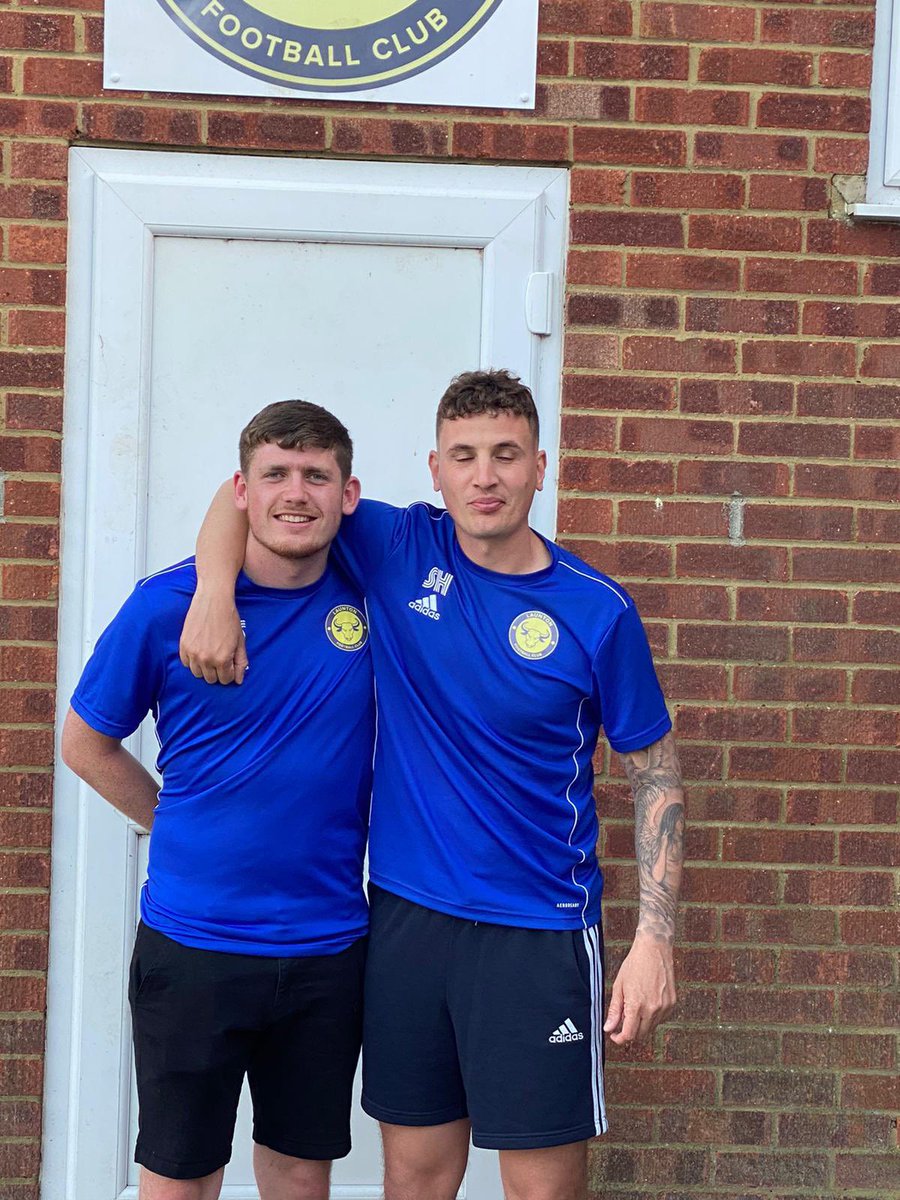 🚨New signing.🚨 Blink and you… certainly won’t miss it. Welcome <a href="/Charlie_Bateman/">Charlie</a> #saycheese