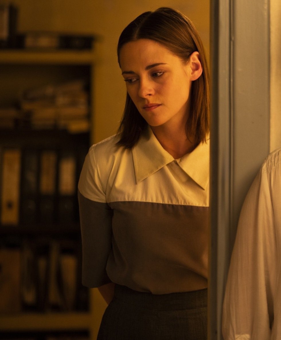 TIFF_NET's tweet photo. Say it. Out loud. 
 
Kristen Stewart in CRIMES OF THE FUTURE. https://t.co/1gQF3Hz9dX