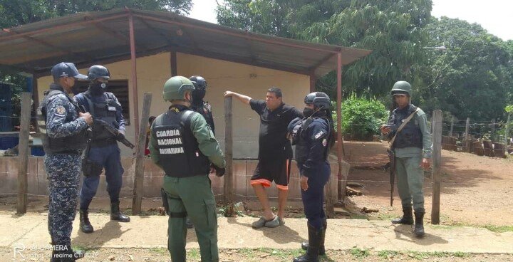 poliguarico15's tweet image. #10Jun|| Dando continuidad a la Gran Misión @cuadrantdpaz se realizó despliegue de seguridad mixto, en la Parroquia San José del Paso, a fin de brinda resguardo y protección a todos los habitantes del Mpio. Ortiz. 
#VenezuelaConPalestina 
#CCP2