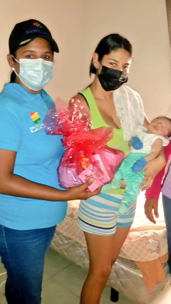 IremujerlaraO's tweet photo. Entrega de Kits Materno Infantil en Visita Casa a Casa en las Comunidades de Las Tunitas, Libertad III y Villa Juana de la Parroquia El Cují, cumpliendo con las medidas de Bioseguridad. https://t.co/FLl1WxGt2O