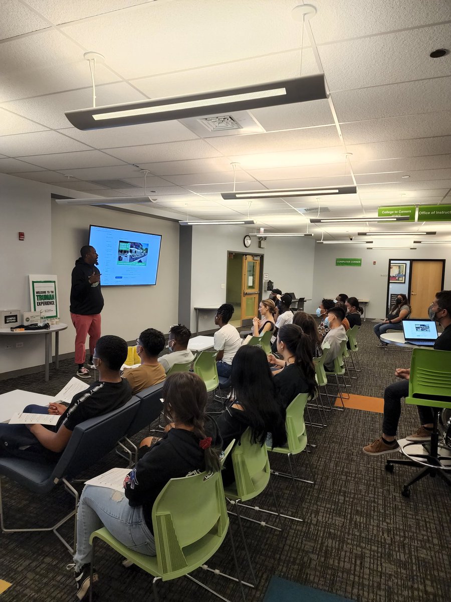 Campus & Beyond tweet media