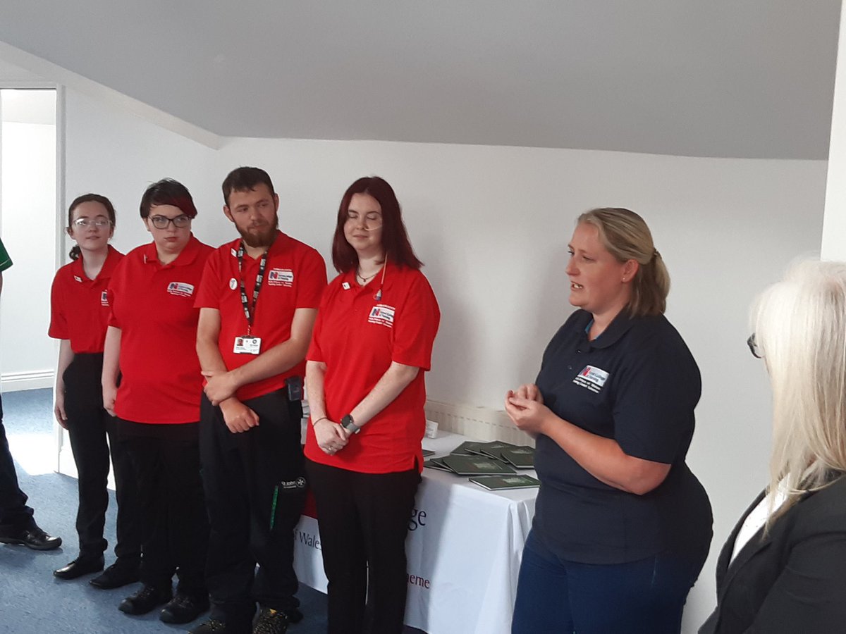 graceknott03's tweet photo. Such a privilege to have been able to meet the Lord Prior at the showcasing of @PrioryWales at @StJohnINTL and talk about my experience and development with @NursingCadets with @SJACymru #RCNCadets #SJACymru https://t.co/HQVf0mwy0Q