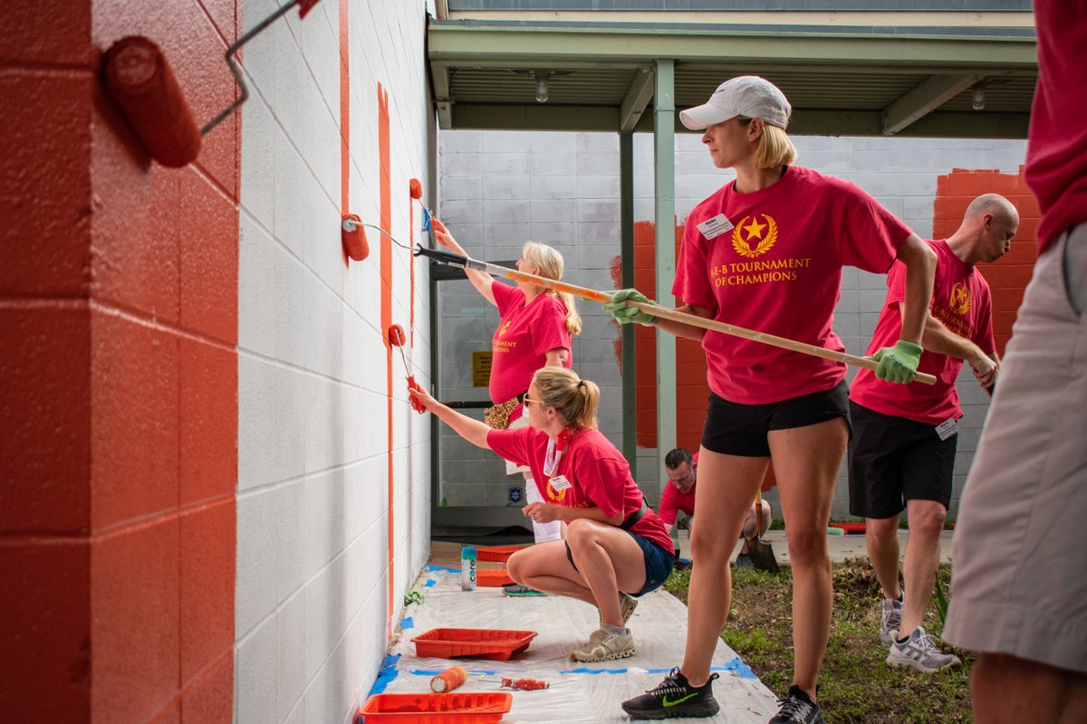 hebtoc's tweet photo. Thank you to all suppliers, @HEB Partners &amp; volunteers who helped make the 2022 #hebtoc a success. We raised a record-breaking $10.8M, pledged $500K to nonprofits helping in Uvalde, gave a mortgage-free, fully furnished home to a military veteran &amp; more. https://t.co/2pW9lYP8xl https://t.co/9b5TfnAiWa