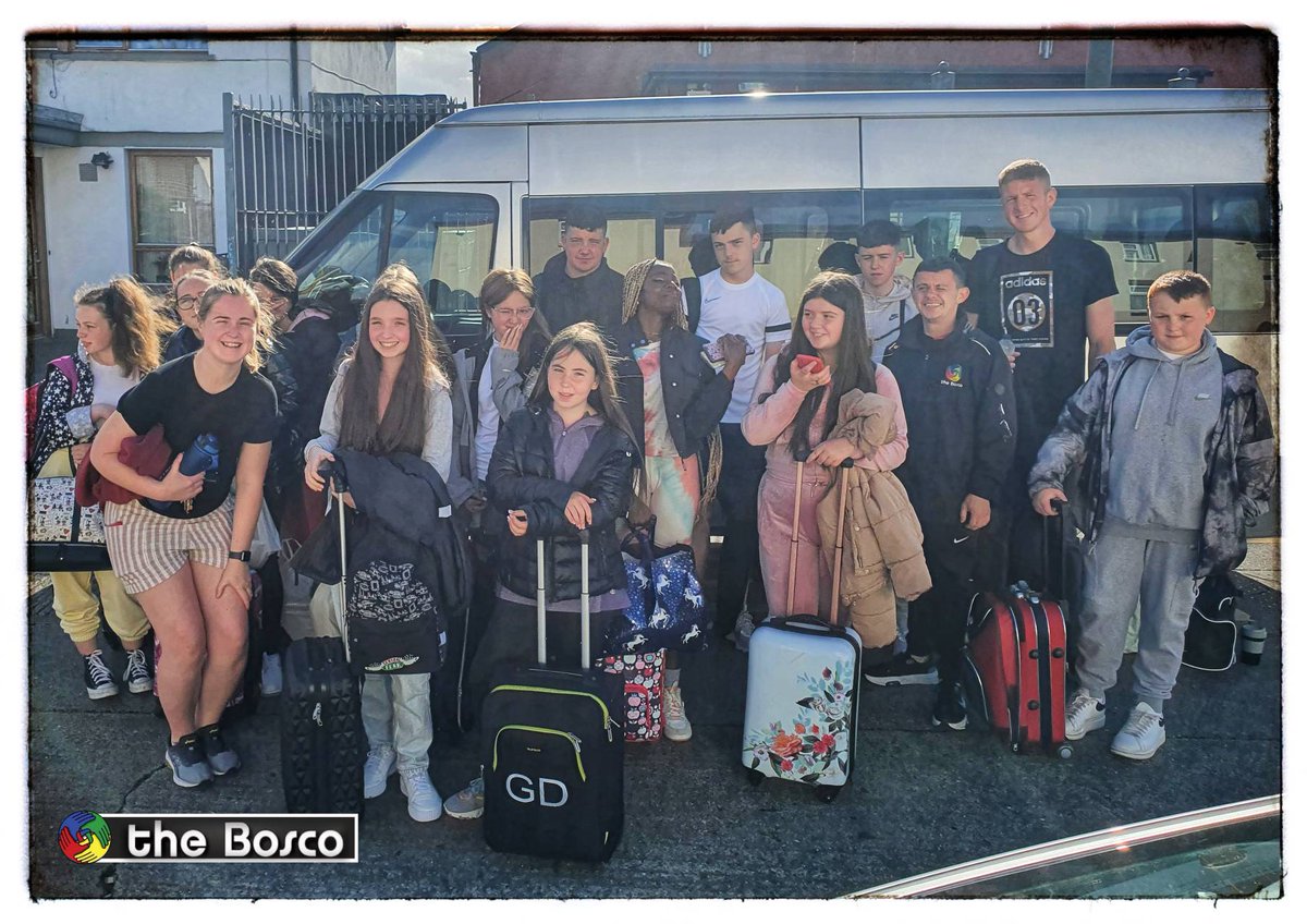 SJBYouthCentre's tweet photo. We got wheels 🚍 

Our gang is heading off to Cavan for the weekend in our new minibus 🙌 

It's the first time we have had our own transport, and it's going to allow us massively develop our activities.

Big thanks to our Centre Manager Brian for making it happen 🔥 

#bosco https://t.co/jM6TFZ4u4H