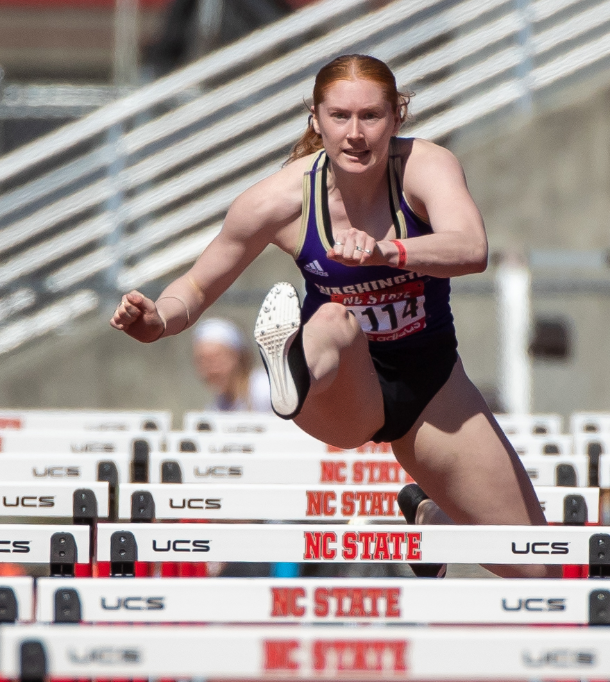 Great start for Ida in the hep, she runs a season-best in the hurdles of 13.54! That's 1044 points for starters 👌

Ready to bag some high jump bars at 2:00

#GoHuksies