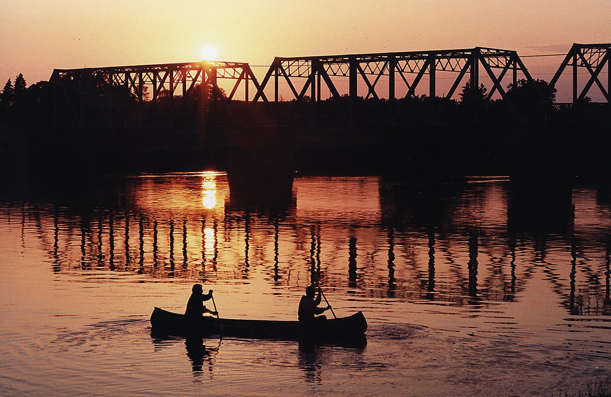 grandriverca's tweet photo. With a name like "Grand" how could it not be one of the best? ☺️
The Grand, Canadian heritage river, sustains us in many ways. Sunday is #CanadianRiversDay, so let's celebrate our Grand River! 
https://t.co/UWERGDJ4nn https://t.co/f3N4fGJUXL