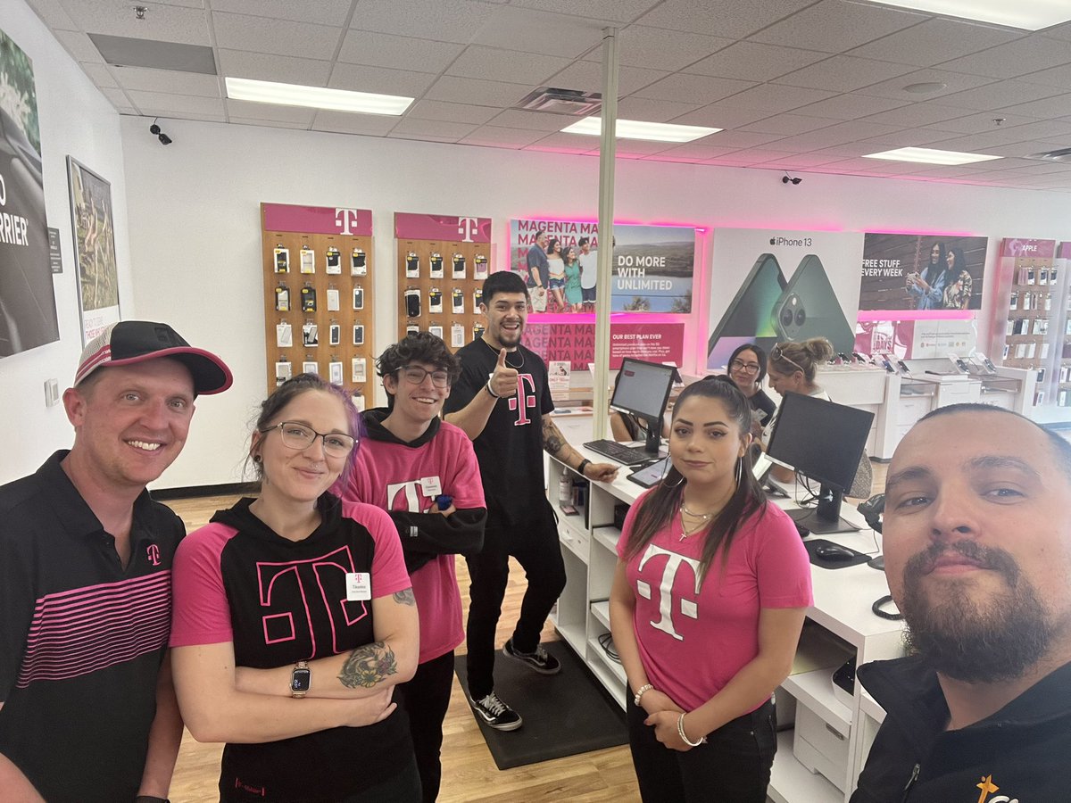 Great meeting the HSI Master for SMRA! <a href="/RossHafner/">Ross Hafner</a> Greeley almost at 5% BTS for the month! 📱📱📱📱📱 <a href="/TCCMobile/">TCC Wireless</a> <a href="/BrettKennedyTCC/">Brett Kennedy</a> <a href="/jszostek/">Jeff Szostek</a> <a href="/MFreeman13/">Mark Freeman</a> <a href="/keelyjoy/">Keely J. Garcia</a>