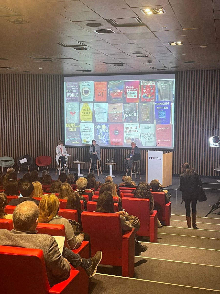 “Tendencias educativas y gestión del cambio” <a href="/lila_pinto/">Lila</a> y <a href="/piscitelli/">Alejandro Piscitelli</a> en “el #eldíadelaeducación en la <a href="/etrrar/">Escuela Técnica Roberto Rocca</a> <a href="/maru_albarracin/">Mariana Albarracín</a> <a href="/TatiGadea/">Tati</a>