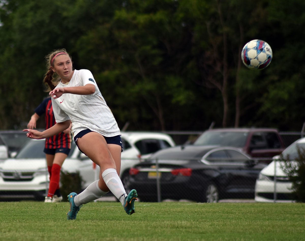 OKCSideFC's tweet image. New game announcements coming up. But first, a few more pictures from the first home win in Side FC-92 OKC history! Aubrey never giving up, Raquel with a pass that would have scored 3 points in basketball, and Kyla smiling her way past defenders as usual! #onside #stayonside