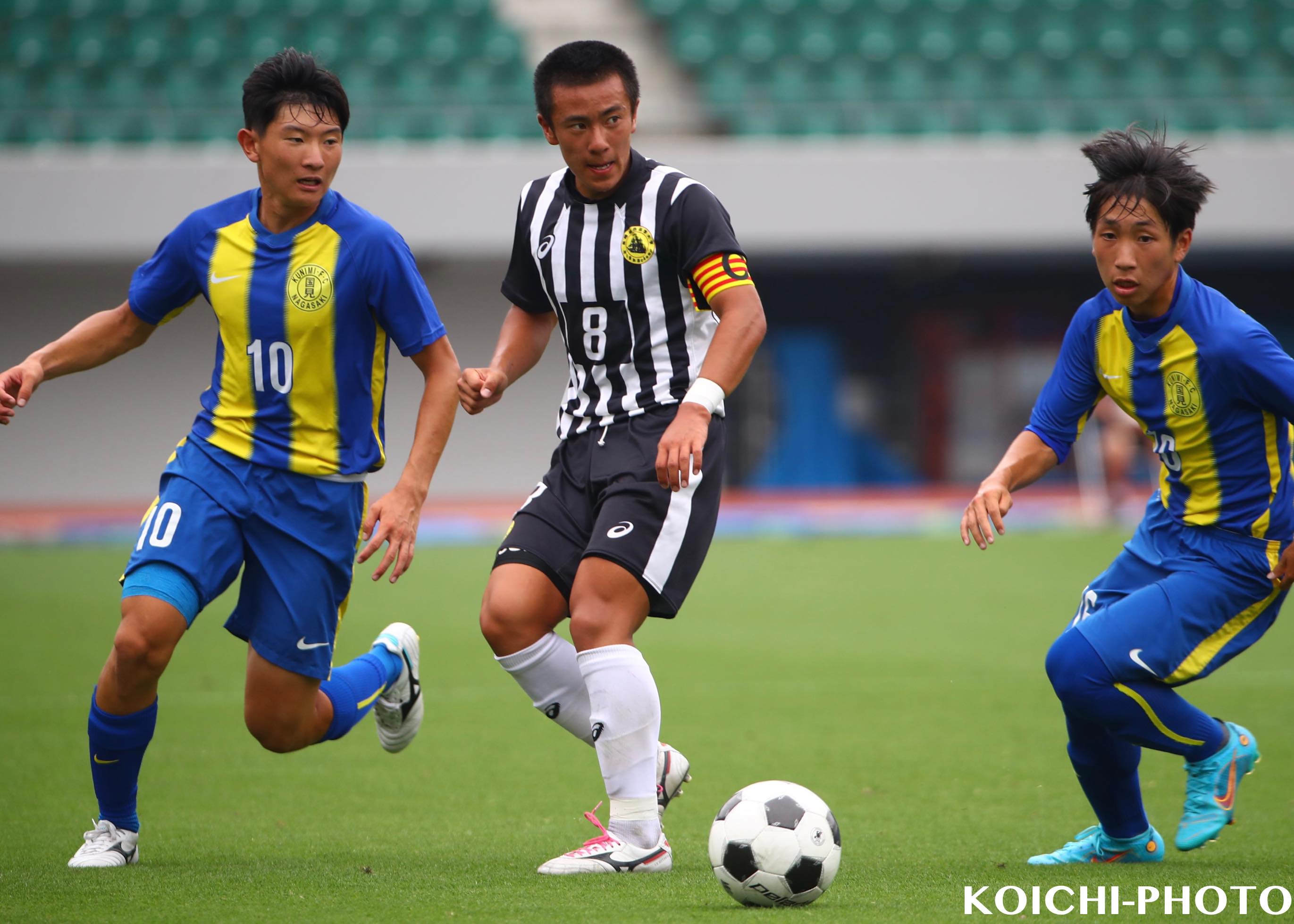 コーイチフォト 福岡県高校サッカーフォトメディア 試合結果 インハイ長崎県高校サッカー大会 22 年 6 10 金 トランスコスモススタジアム長崎 決勝 国見 ０ １ 長崎総附 前半０ ０ 後半０ １ 得点者 長崎総附 後4分 福島 文輝