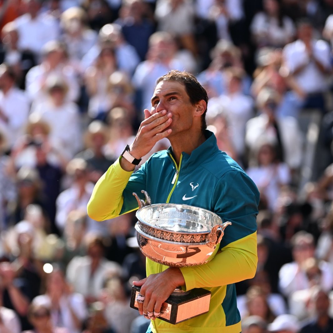 maximeRafafan's tweet photo. Rafa a battu dimanche Ruud en 3 sets: 6/3 6/3 6/0! Quel champion monstrueux! Il a réalisé une fois de plus l'impossible! Quel légende unique profitons en tant qu'il joue encore! il a remporté son 14ème RG et son 22ème GC! Ces chiffres semblent irréels! Bravo rafa!👏 Vamooos!!💪🏆 https://t.co/mkXPFQqSLP
