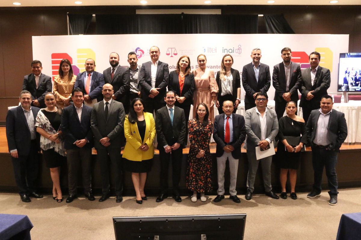 Julieta Del Río Venegas (@julietdelrio) on Twitter photo Concluimos el Foro de Resoluciones Relevantes del <a href="/CONAIP_SNT/">Sistema Nacional de Transparencia</a>
Gracias <a href="/chavaromero/">Salvador Romero Espinosa</a> coordinador de la Comisión Jurídica del #SNT y gracias a todas y todos los comisionados que participaron. Concluimos el Foro de Resoluciones Relevantes del <a href="/CONAIP_SNT/">Sistema Nacional de Transparencia</a>
Gracias <a href="/chavaromero/">Salvador Romero Espinosa</a> coordinador de la Comisión Jurídica del #SNT y gracias a todas y todos los comisionados que participaron.