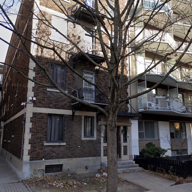 ScreamStatus's tweet image. This Street / Courtyard is the official location of SCREAM 6 &amp;amp; where filming will start shooting at

#ScreamMovie #Scream6