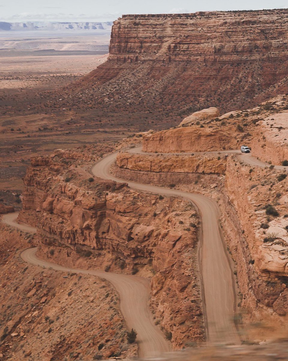 worldwithjessy's tweet photo. Would you drive this?

@VisitUtah https://t.co/VJ9C8mtCYz