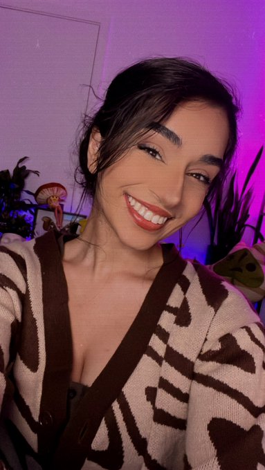 LIVE ON TWITCH 👁 https://t.co/pIpBnfPnW5  finally after the long haul, today officially marks my first<a href="/tag/finalfantasyxvi"class="tags"><span>#finalfantasyxvi</span></a>
